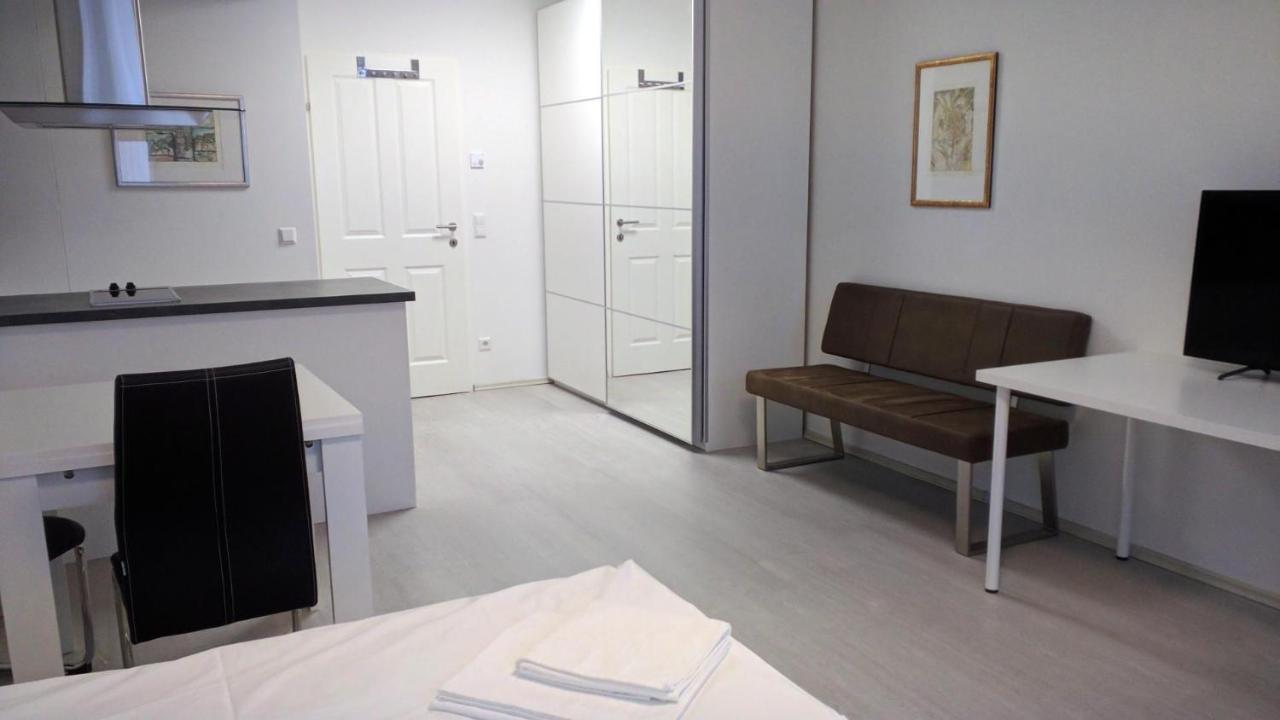 101 Athen, Studio Apartment, 38M2 1-4 Pers Klagenfurt am Woerthersee Exterior photo