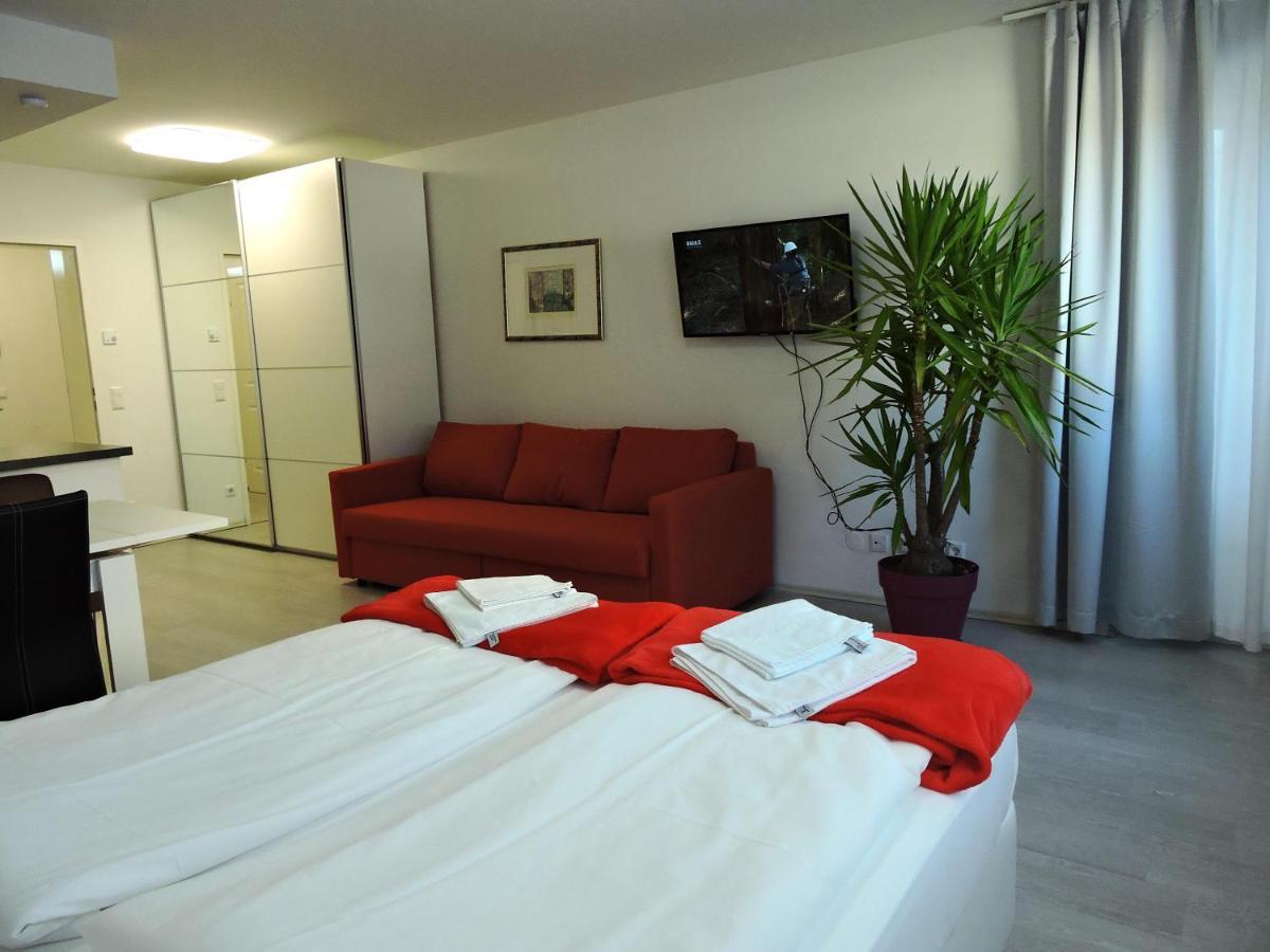101 Athen, Studio Apartment, 38M2 1-4 Pers Klagenfurt am Woerthersee Exterior photo